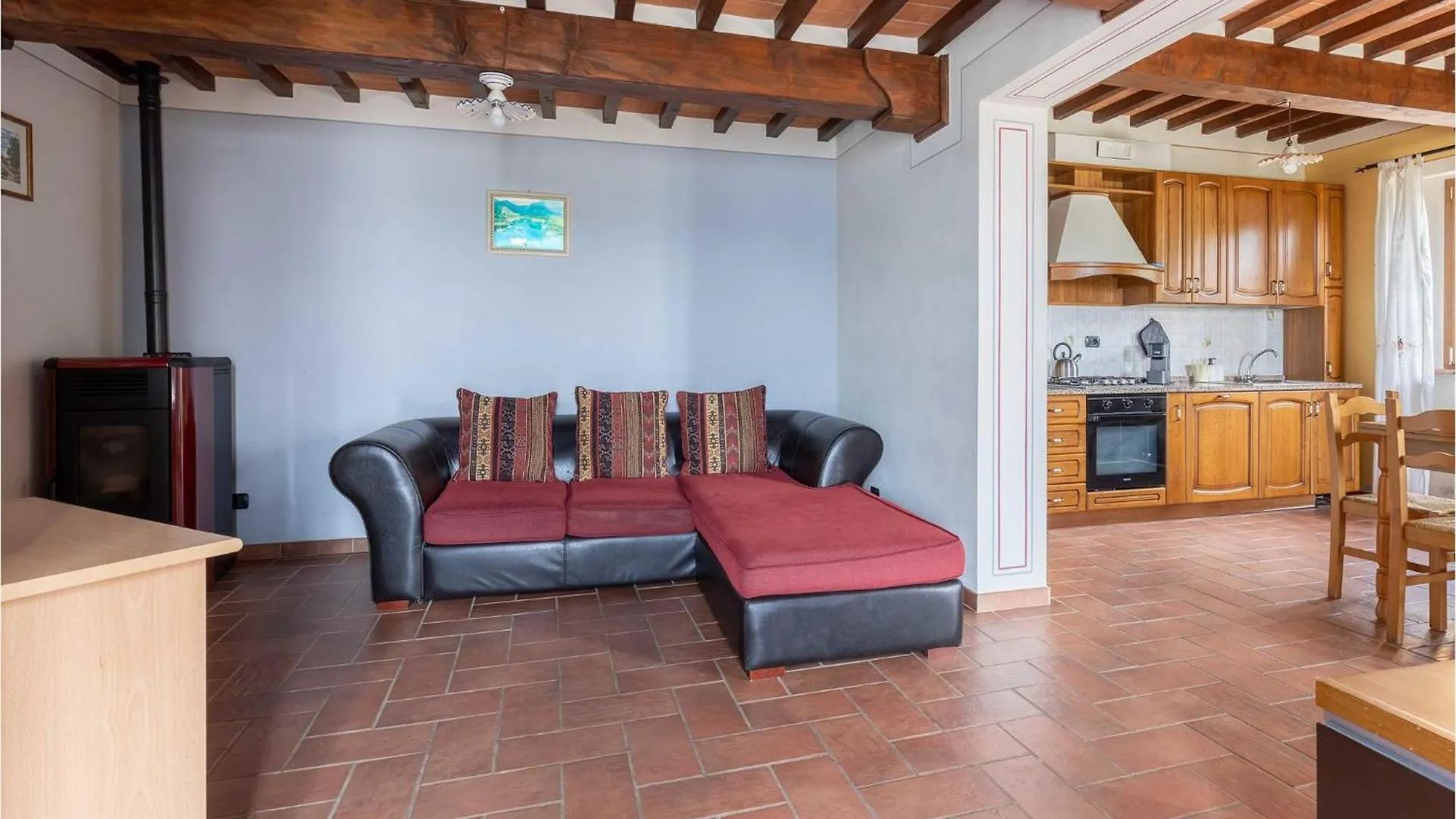 Cozy Home In Barga With Wifi Holiday home