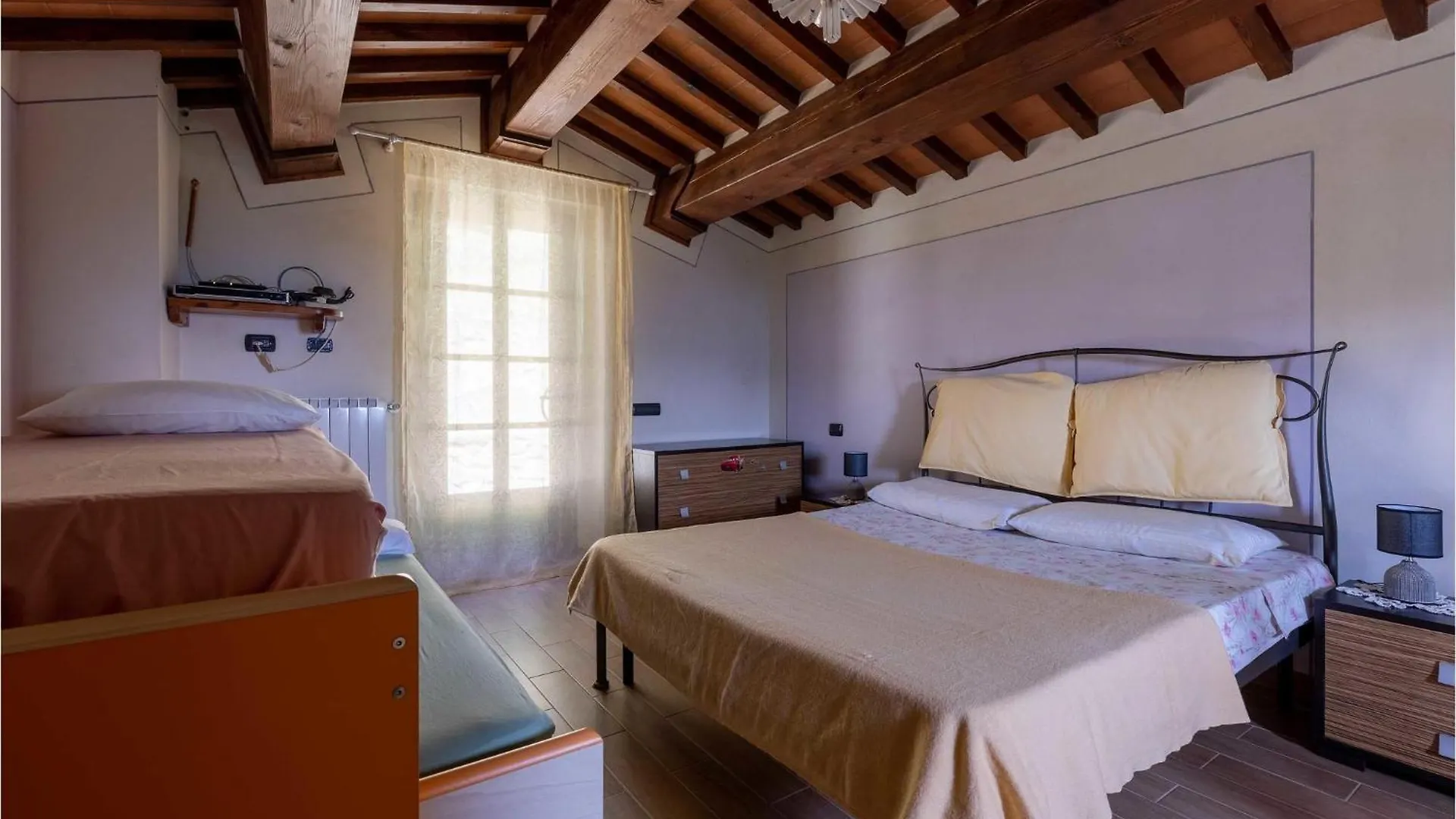 Cozy Home In Barga With Wifi 0*,
