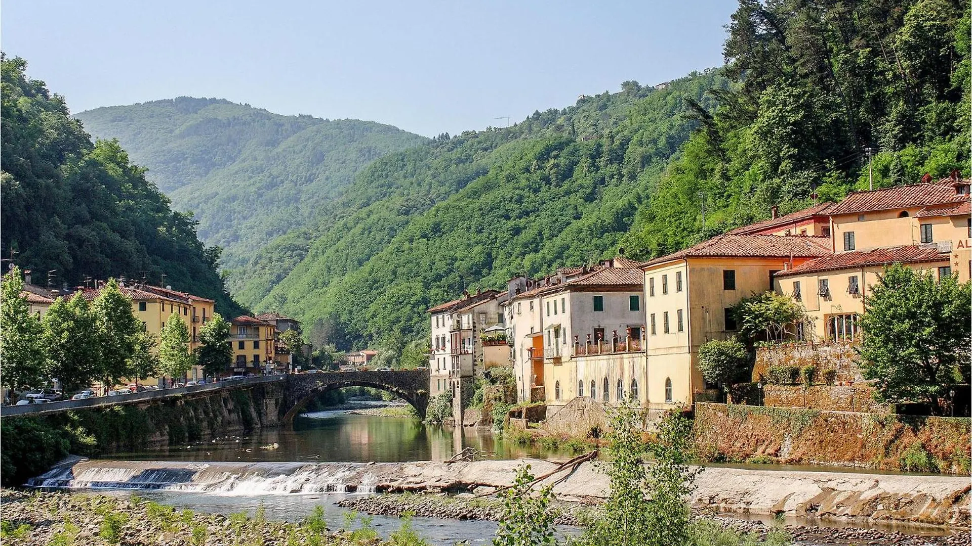 Holiday home Cozy Home In Barga With Wifi Italy