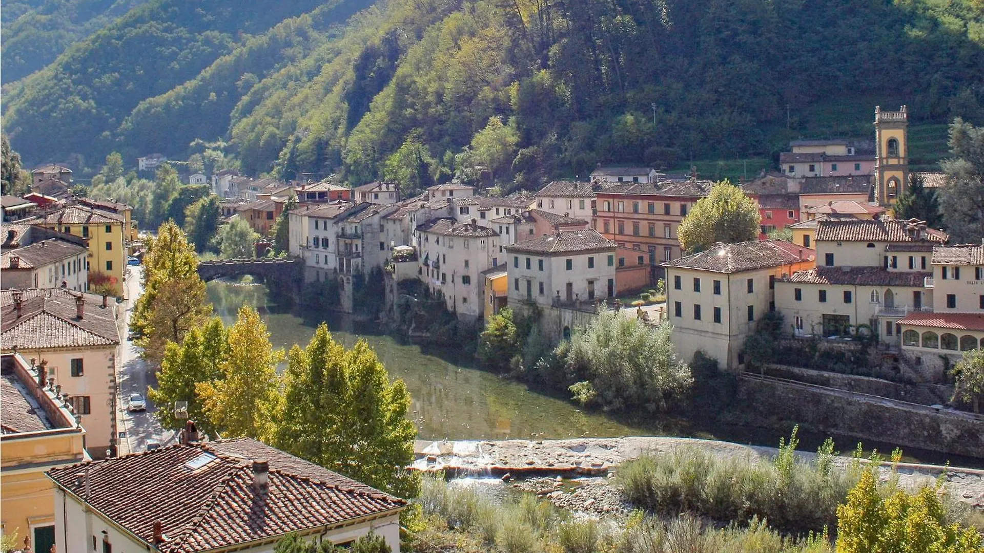 Cozy Home In Barga With Wifi Holiday home
